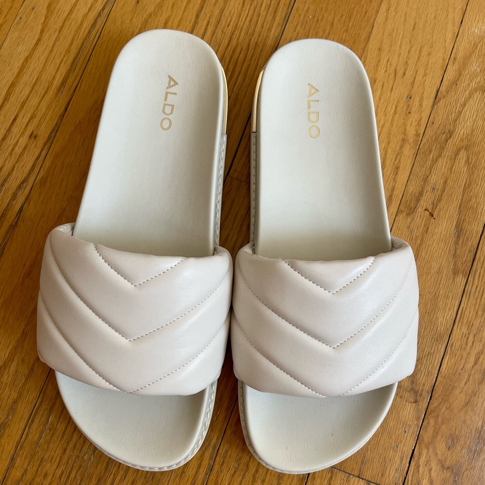 Aldo sandals/slide - worn once - size 8.5 womens